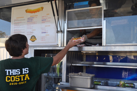 This event had a grilled cheese truck and an Italian ice truck that were selling food to the members of the community that attended. 